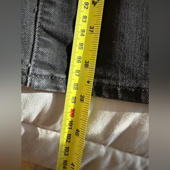 GAP Classic Straight Jeans – Black Wash – Size 30 - Picture 10 of 10